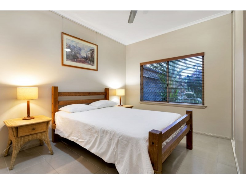 36 Gloucester Street, Whitfield QLD 4870