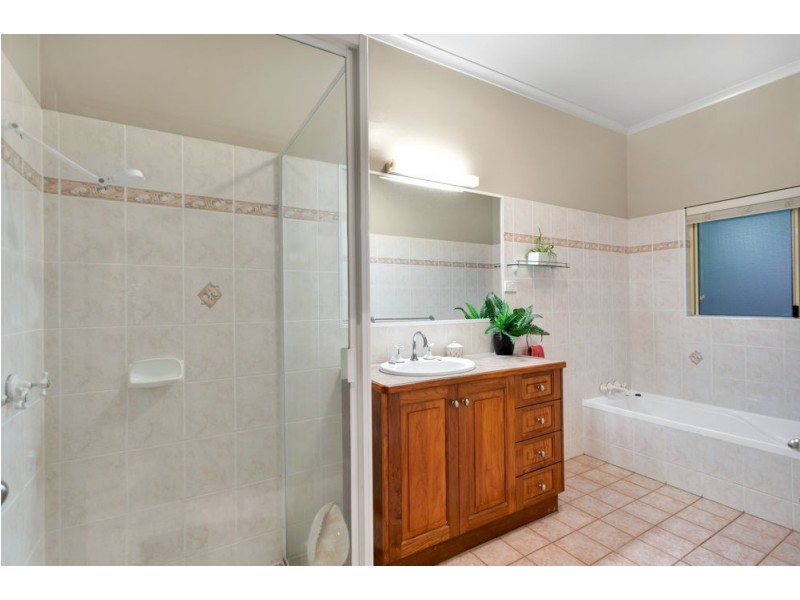 36 Gloucester Street, Whitfield QLD 4870