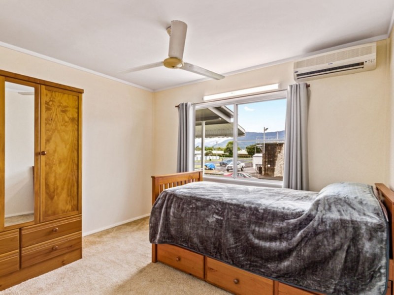 20 Grogan Street, Westcourt QLD 4870