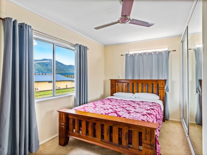 20 Grogan Street, Westcourt QLD 4870