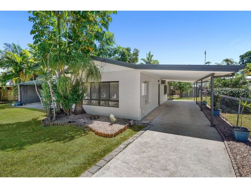 199 Jensen Street, Whitfield QLD 4870