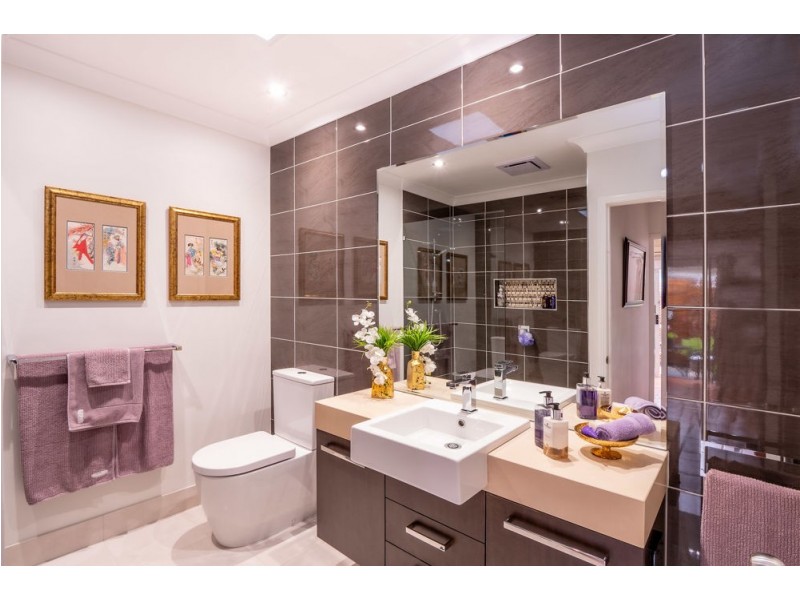 4 Barrier Close, Clifton Beach QLD 4879