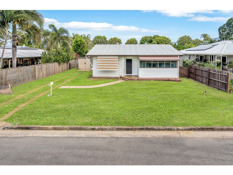 11 Abel Street, Manunda QLD 4870