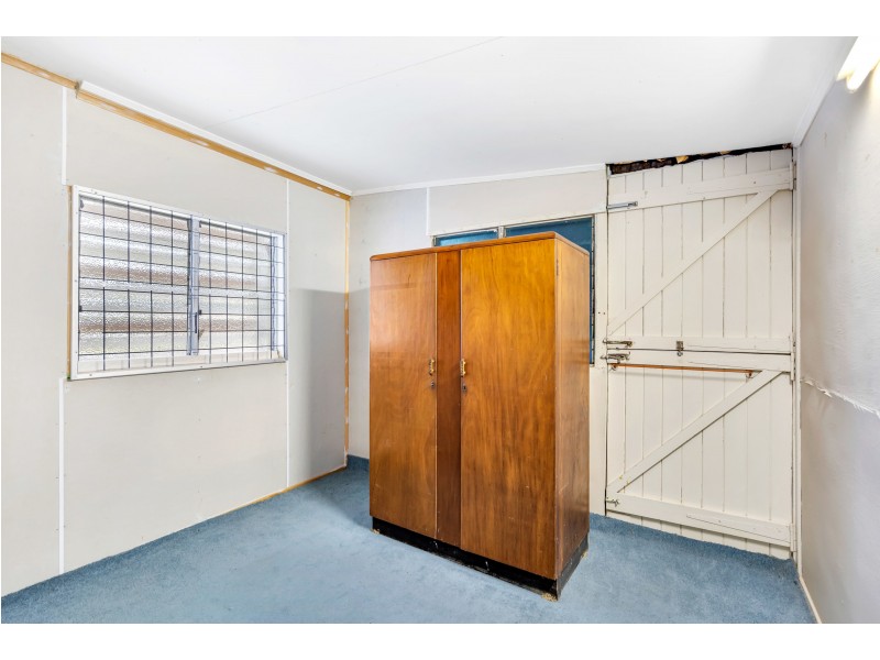 11 Abel Street, Manunda QLD 4870