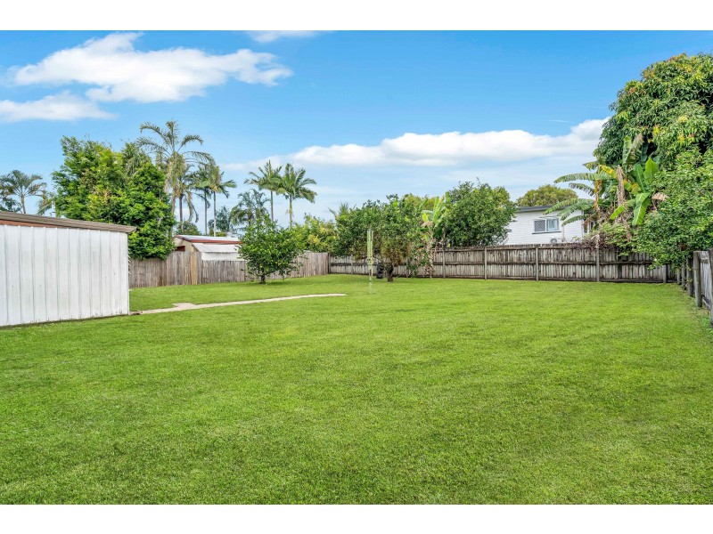 11 Abel Street, Manunda QLD 4870