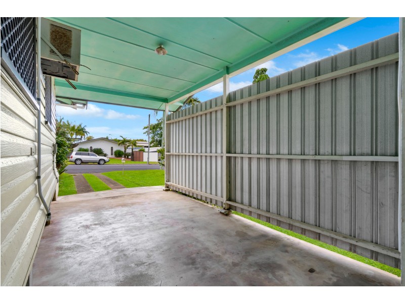 201 Jensen Street, Whitfield QLD 4870