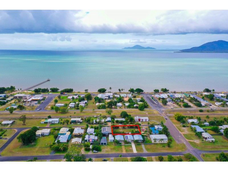 5-7 Panos Street, Cardwell QLD 4849