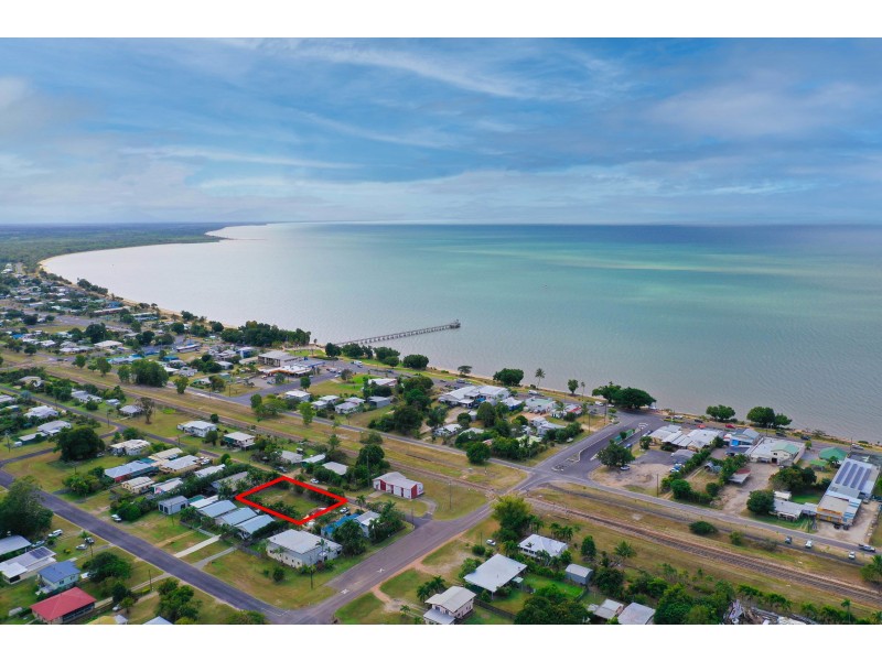 5-7 Panos Street, Cardwell QLD 4849