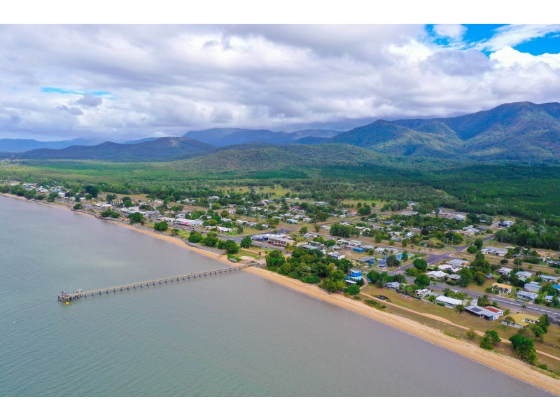 5-7 Panos Street, Cardwell QLD 4849