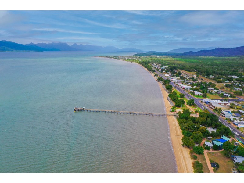 5-7 Panos Street, Cardwell QLD 4849