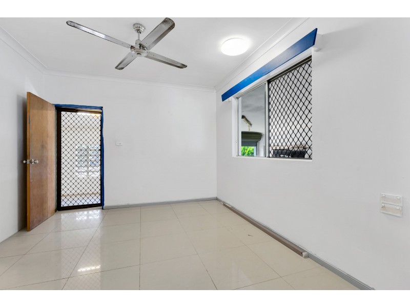 16 Melaleuca Street, Manunda QLD 4870