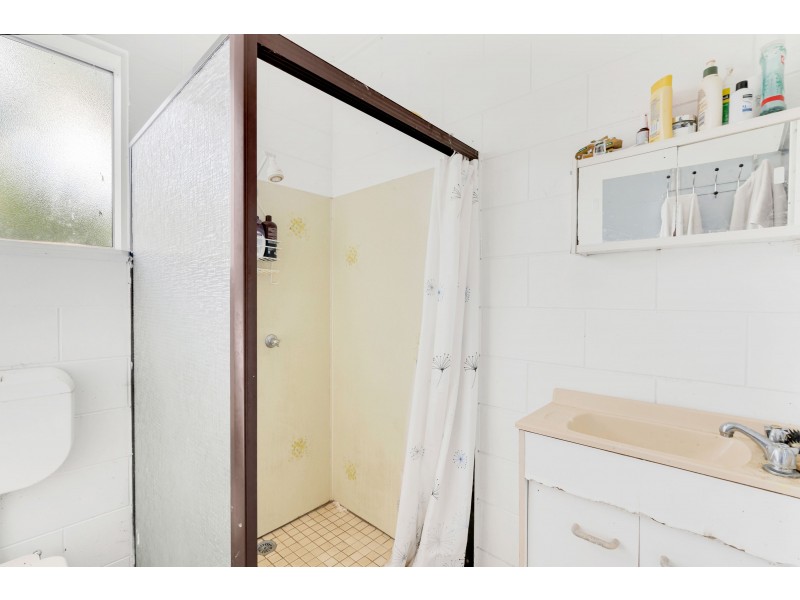 16 Melaleuca Street, Manunda QLD 4870