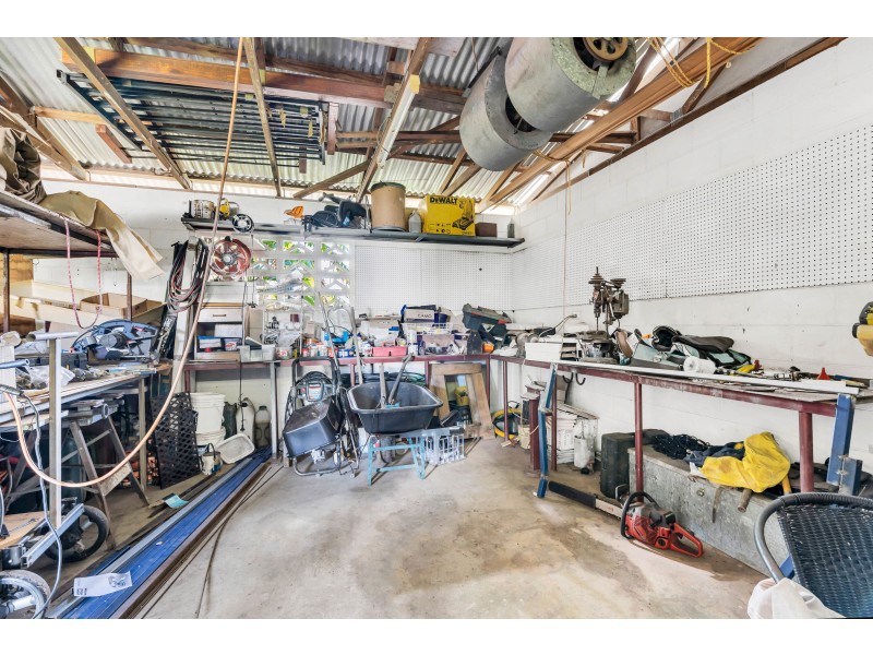 16 Melaleuca Street, Manunda QLD 4870