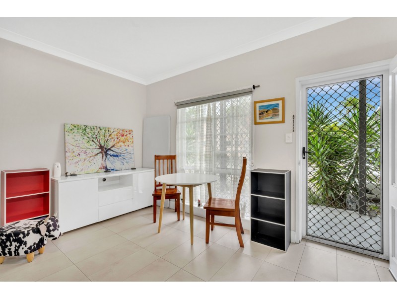 23/87-91 Earl Street, Westcourt QLD 4870