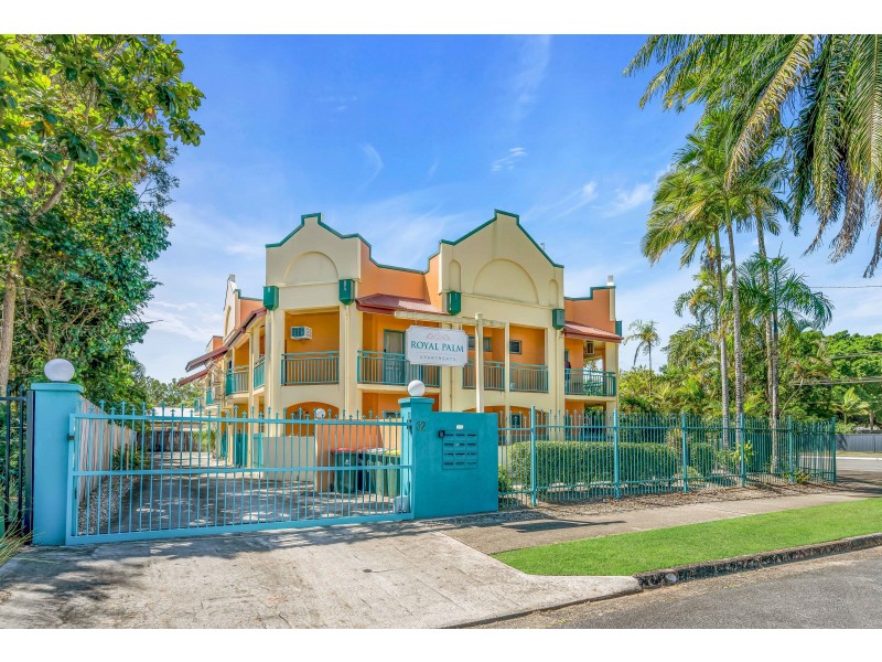 2/32 Little Street, Manunda QLD 4870