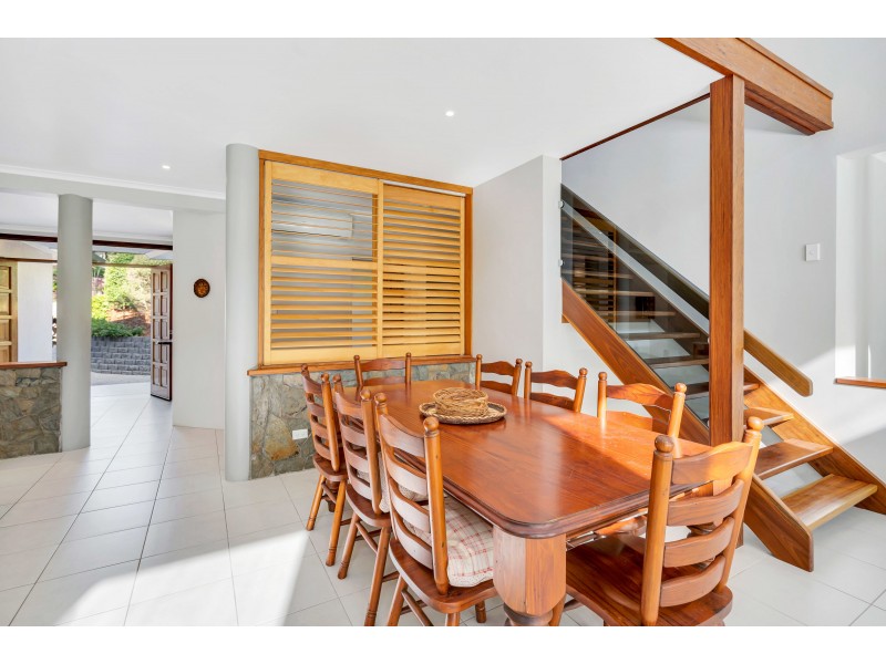 5 Ellie Banning Close, Redlynch QLD 4870