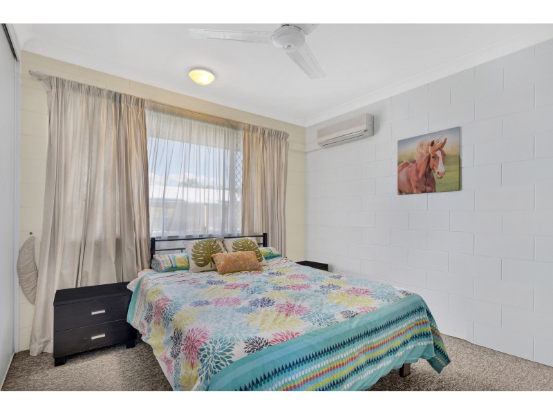 6/73-75 Pease Street, Manoora QLD 4870