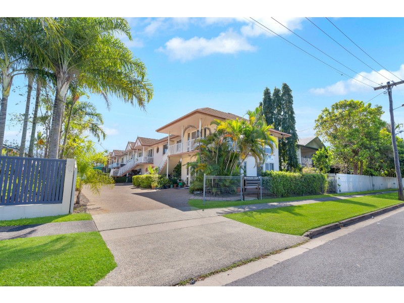 6/73-75 Pease Street, Manoora QLD 4870