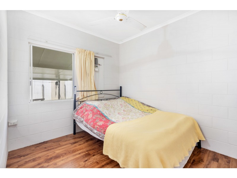9 Alberta Drive, Woree QLD 4868