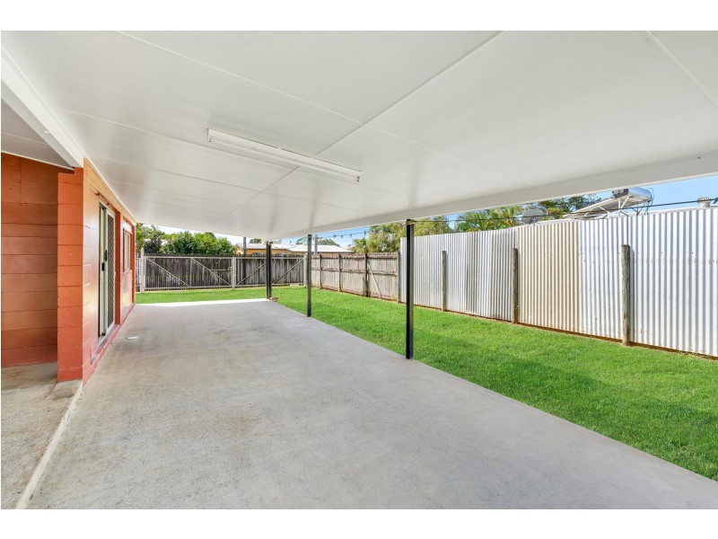 9 Alberta Drive, Woree QLD 4868