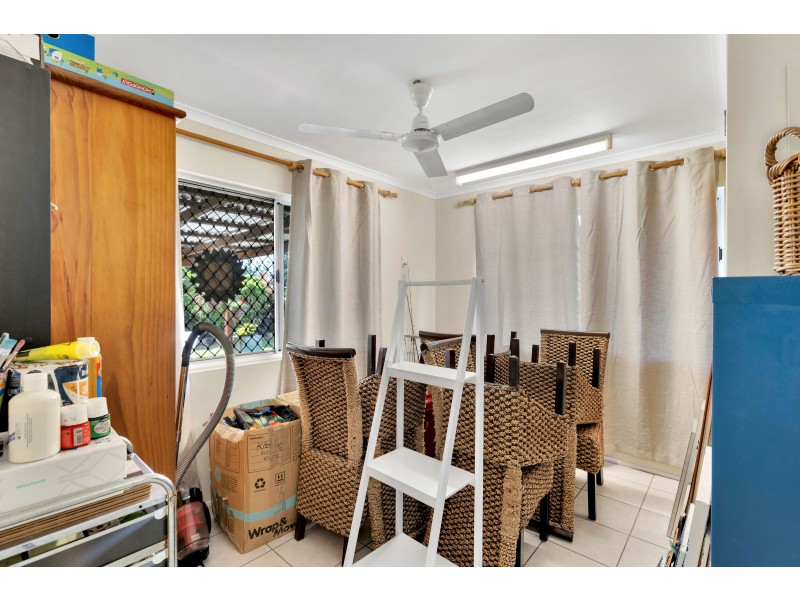 29 Lavender Street, Mooroobool QLD 4870