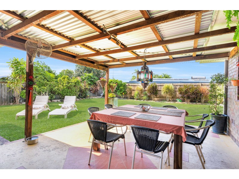 29 Lavender Street, Mooroobool QLD 4870
