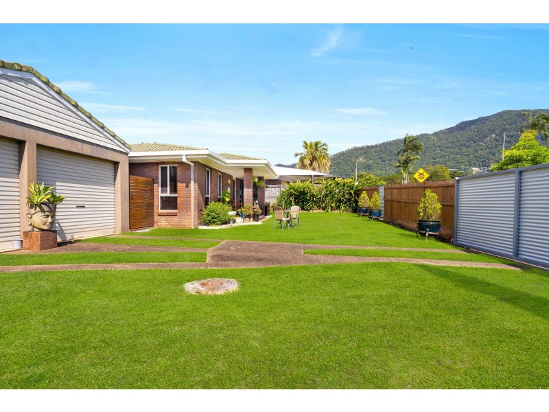 29 Lavender Street, Mooroobool QLD 4870