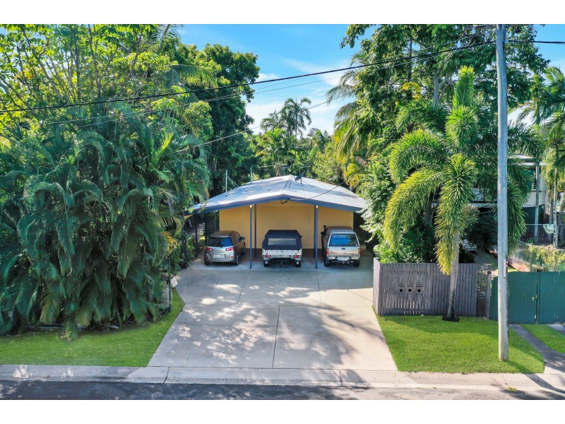 2/20 Best Street, Yorkeys Knob QLD 4878