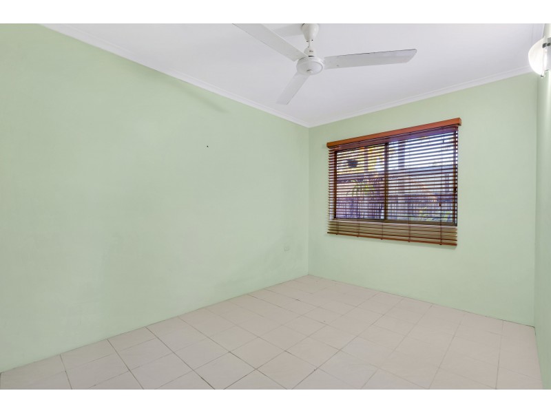 2/20 Best Street, Yorkeys Knob QLD 4878