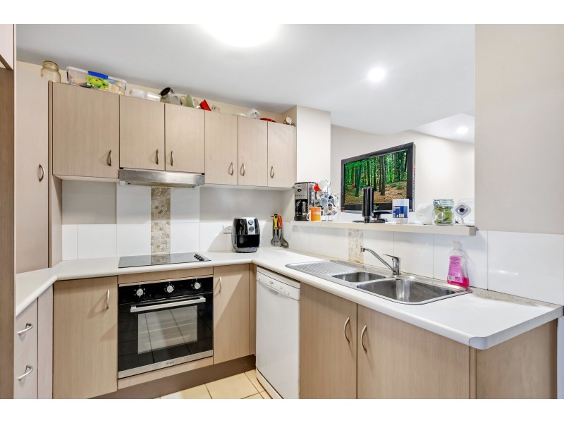 223/53-57 Clifton Road, Clifton Beach QLD 4879