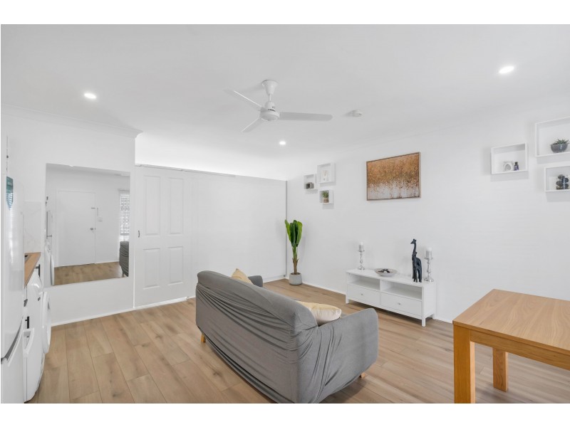 33/87-91 Earl Street, Westcourt QLD 4870