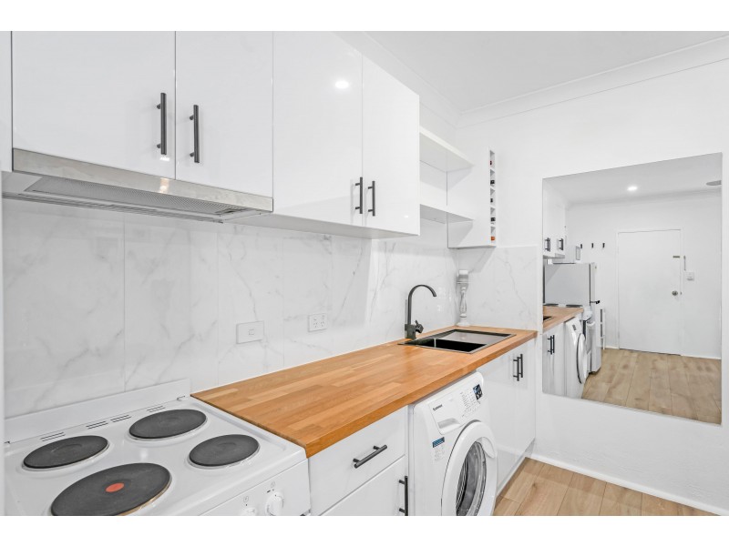 33/87-91 Earl Street, Westcourt QLD 4870