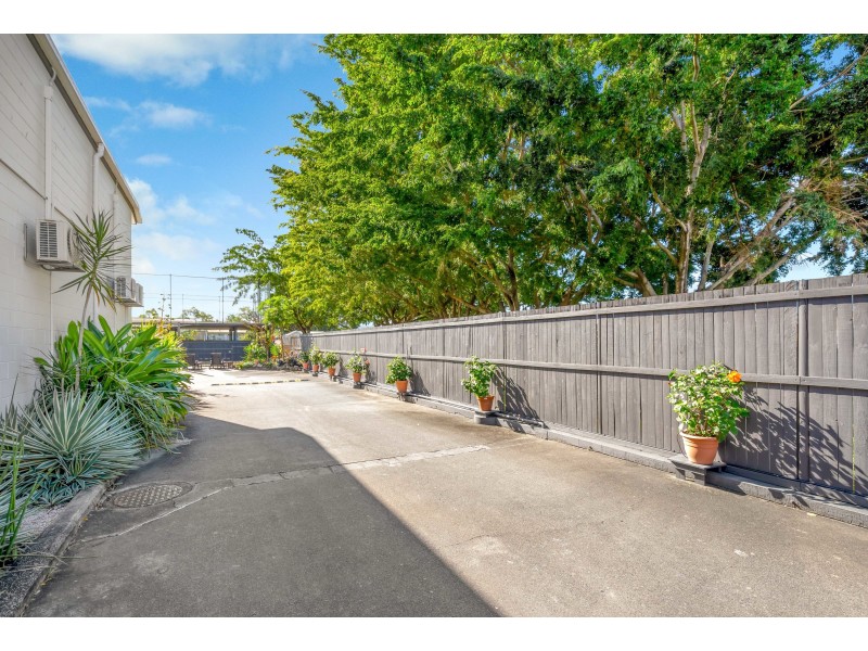 33/87-91 Earl Street, Westcourt QLD 4870