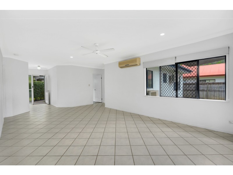 7 Cowie Place, Bentley Park QLD 4869