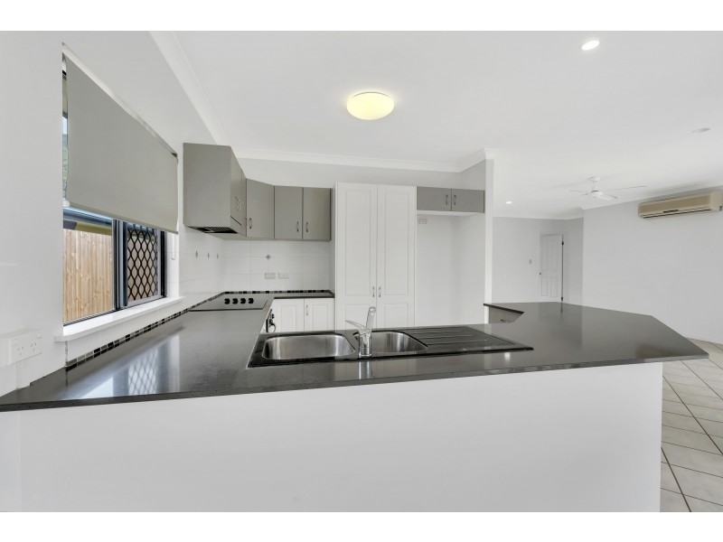 7 Cowie Place, Bentley Park QLD 4869