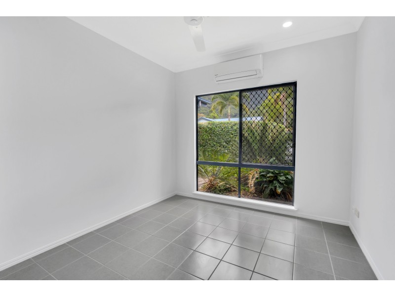 7 Cowie Place, Bentley Park QLD 4869