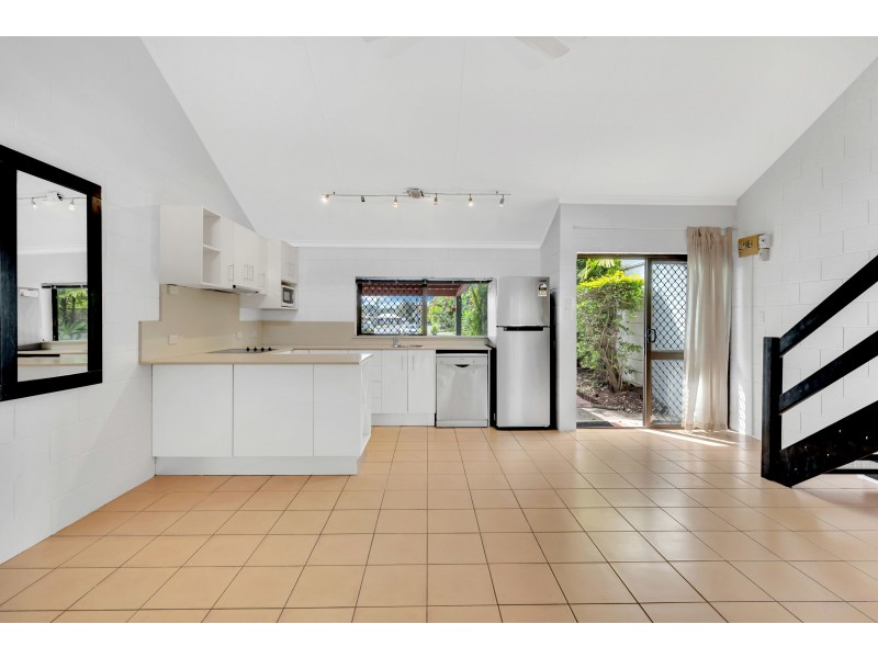 7/6-7 Maytown Close, Manoora QLD 4870