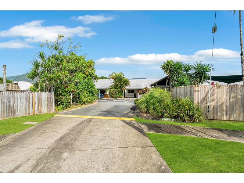 7/6-7 Maytown Close, Manoora QLD 4870