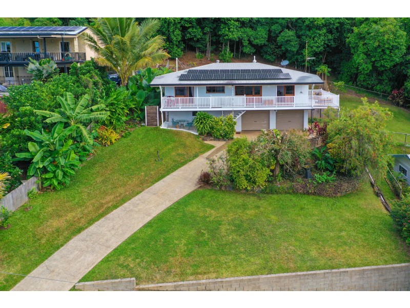 23 Blue Hills Crescent, Freshwater QLD 4870