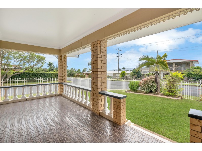 15 Fairview Street, Bayview Heights QLD 4868