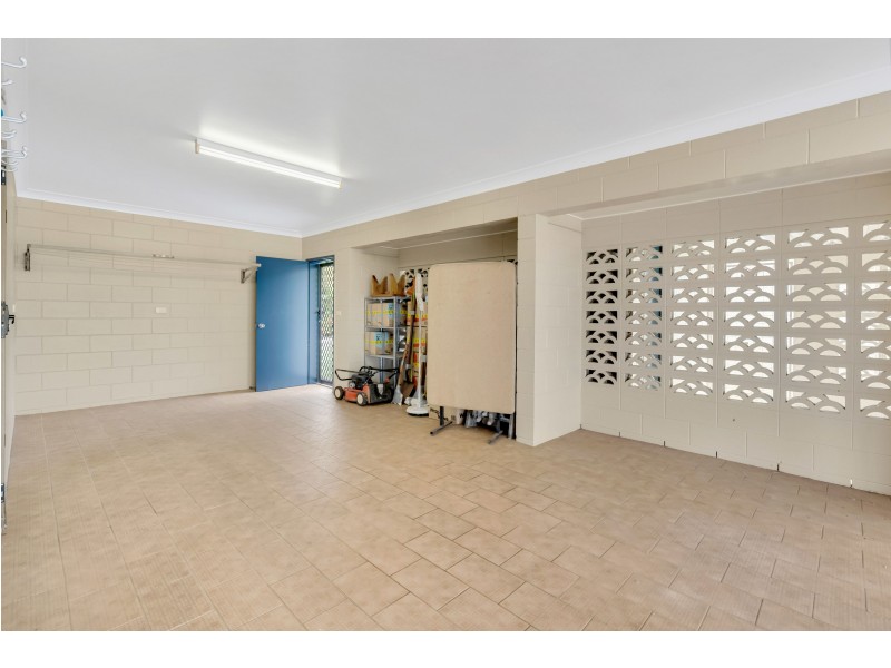 15 Fairview Street, Bayview Heights QLD 4868