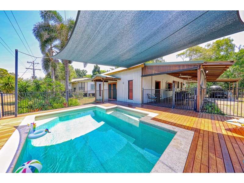 29 Luff Street, Hull Heads QLD 4854