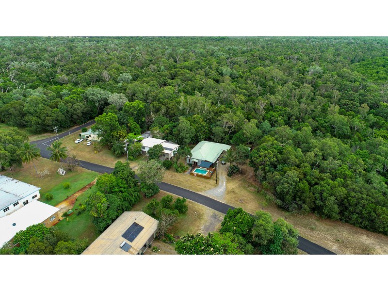 29 Luff Street, Hull Heads QLD 4854