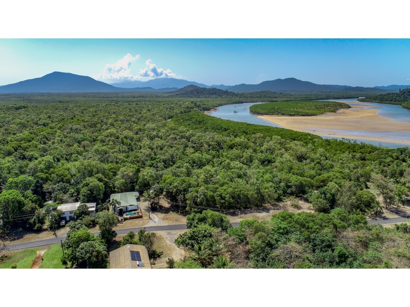 29 Luff Street, Hull Heads QLD 4854