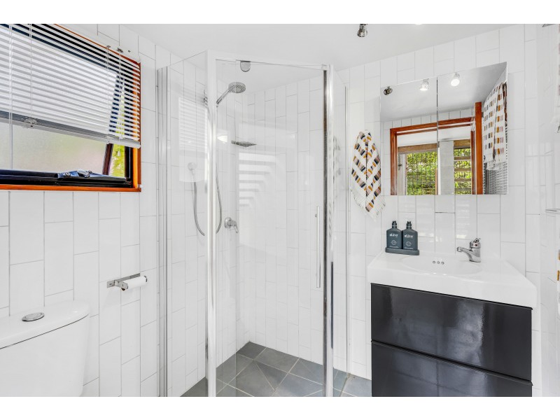 169 Hillview Crescent, Whitfield QLD 4870