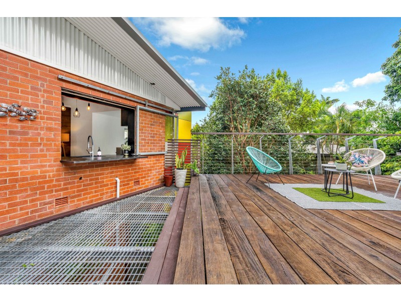 169 Hillview Crescent, Whitfield QLD 4870