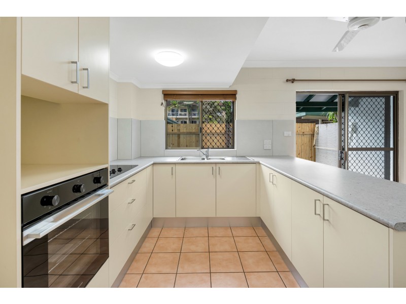 9/171-179 McLeod Street, Cairns North QLD 4870
