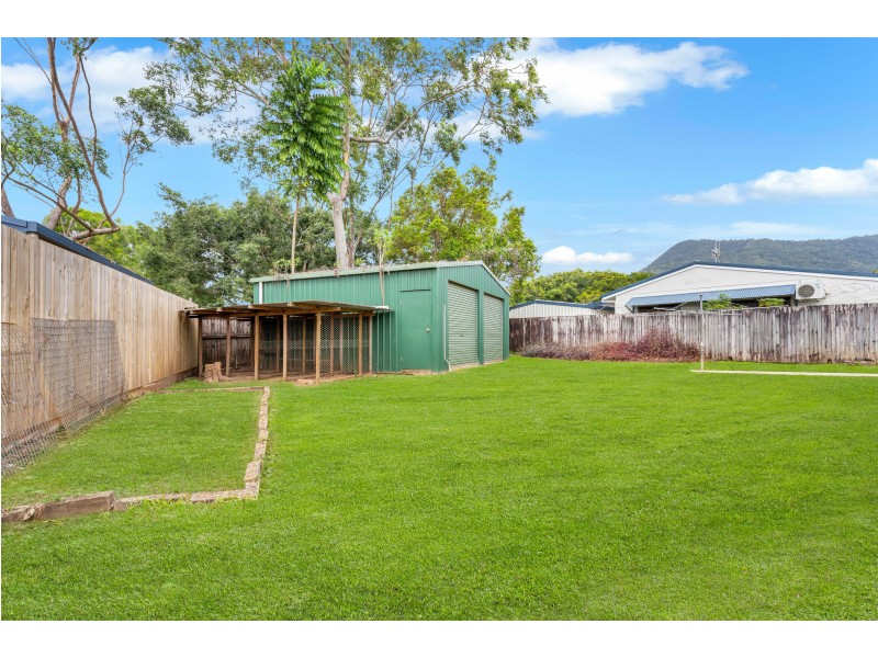 9 Karen Close, Woree QLD 4868
