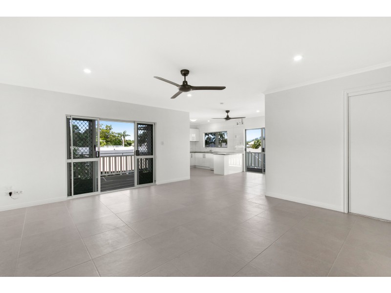 27 Debbie Street, Trinity Park QLD 4879