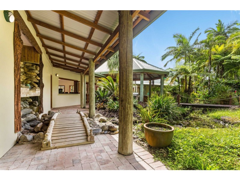 69863 Bruce Highway, Aloomba QLD 4871
